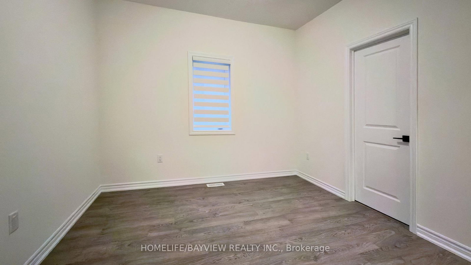105 Halldorson Avenue • Aurora, ON photo 22