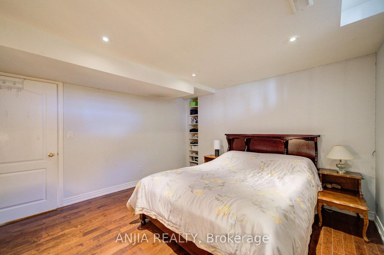 38 Harper's Gate Way • Whitchurch-Stouffville, ON photo 34