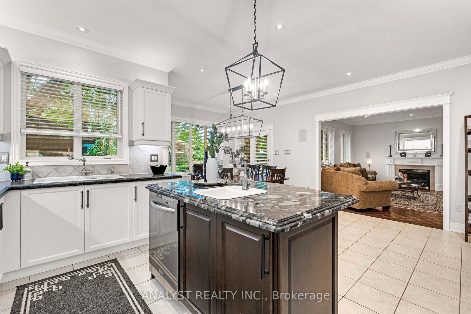 21 Capner Court • Vaughan, ON photo 12