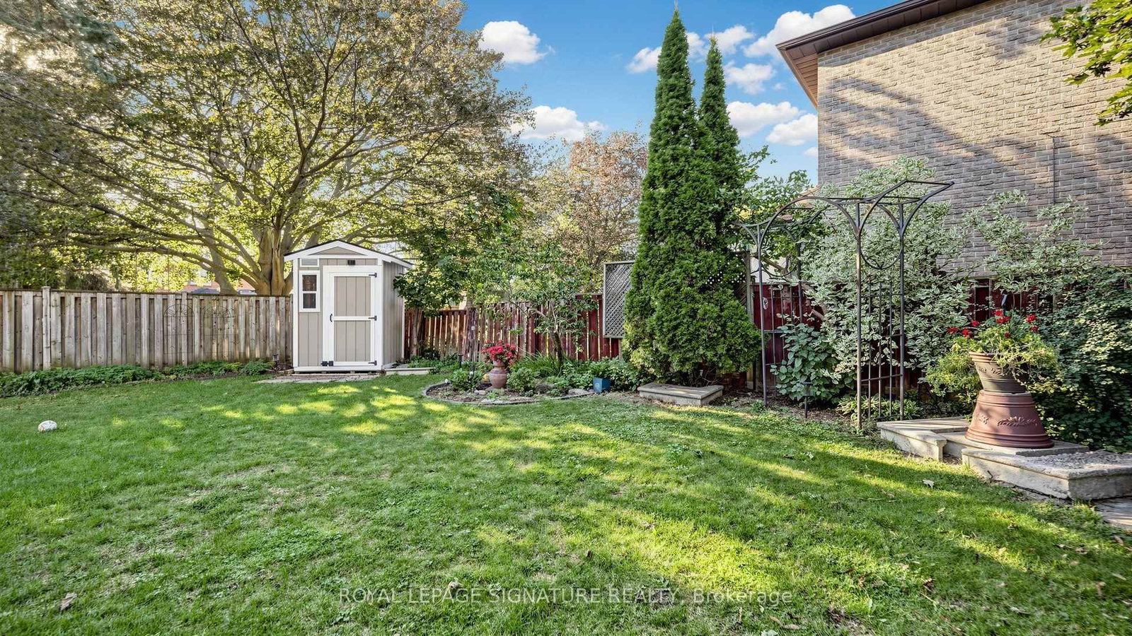 16 Meyer Circle • Markham, ON photo 22
