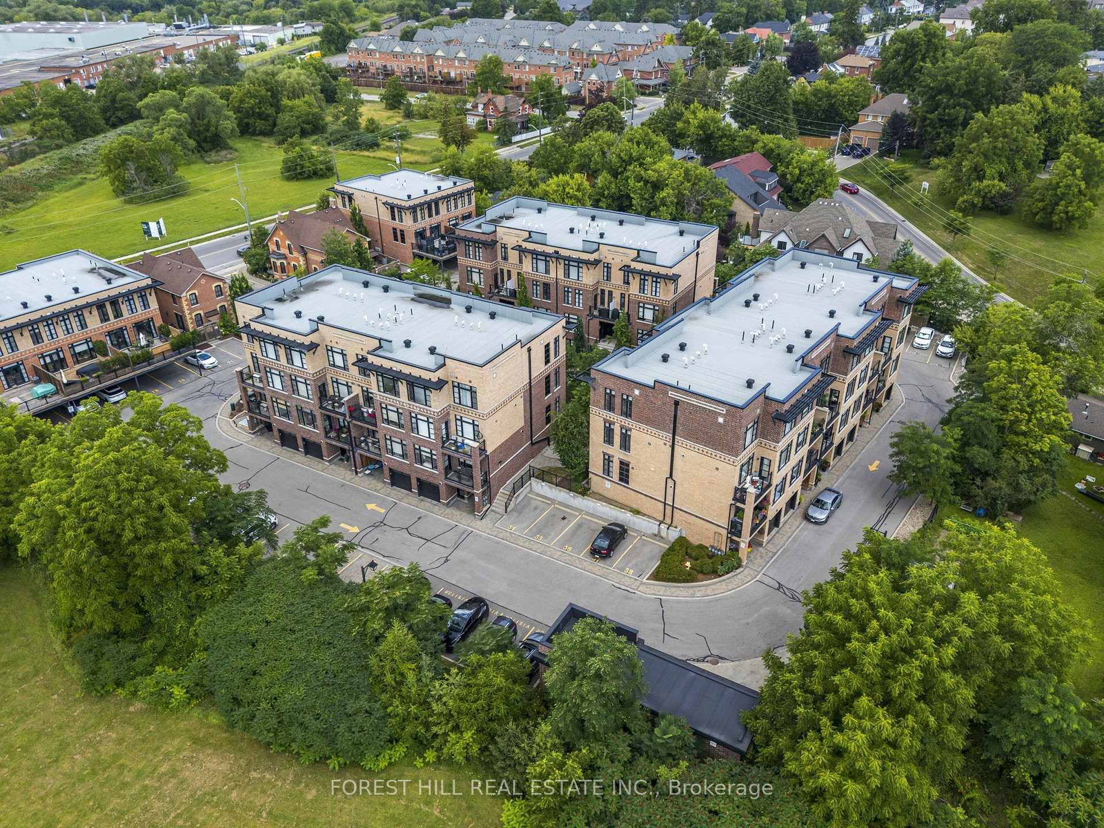 8169 Kipling Avenue • #28 • Vaughan, ON photo 22