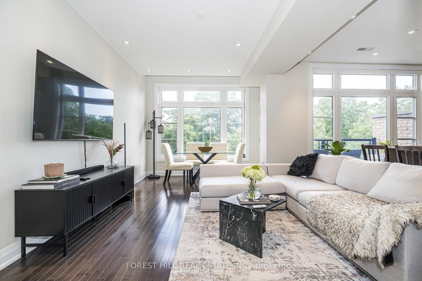 8169 Kipling Avenue • #28 • Vaughan, ON photo 3