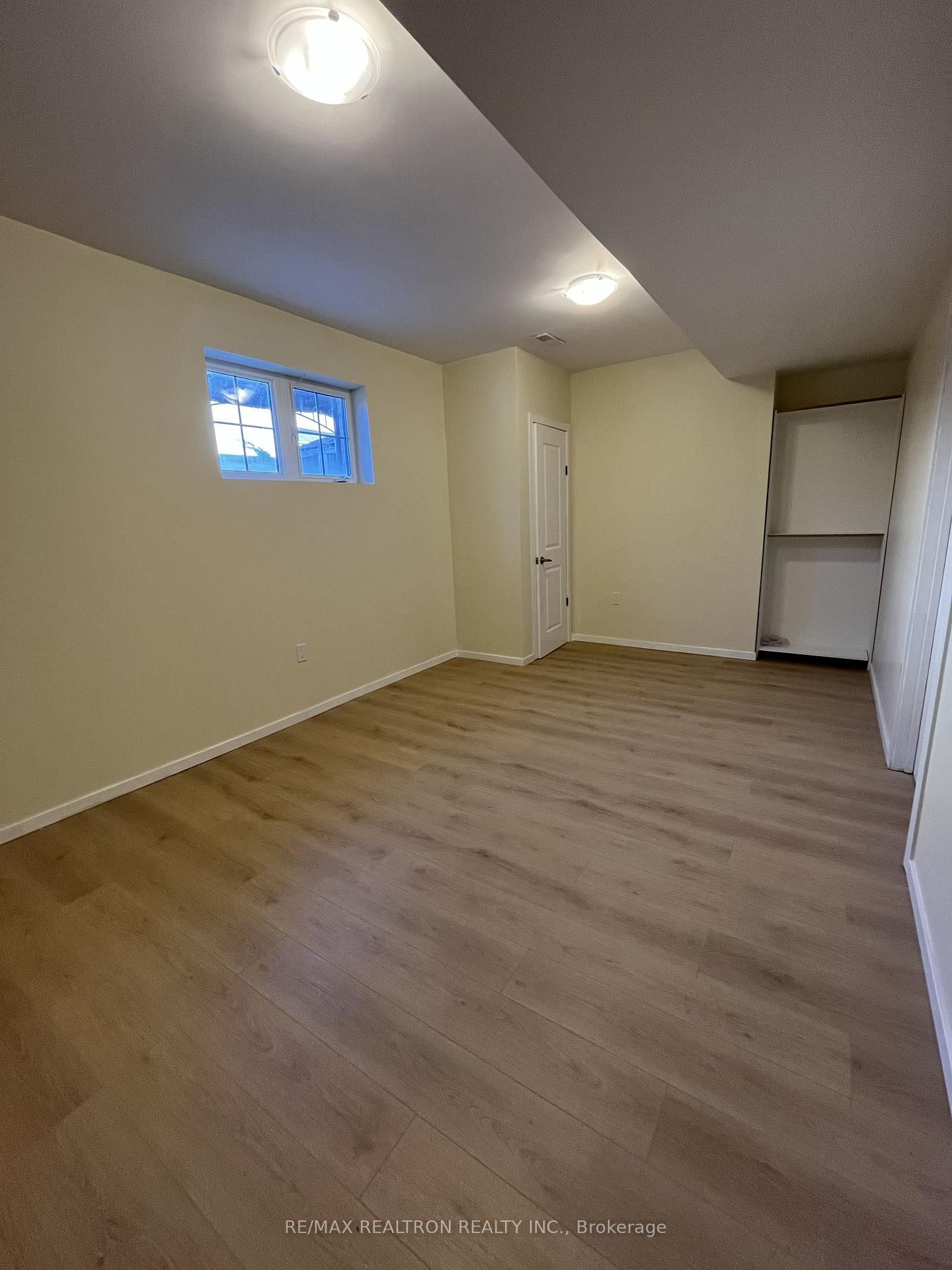 BSMT - 100 Alpaca Drive, Richmond Hill 4