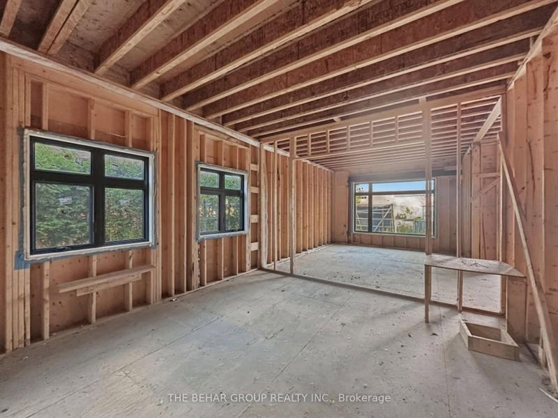 188 Crestwood Rd photo 5