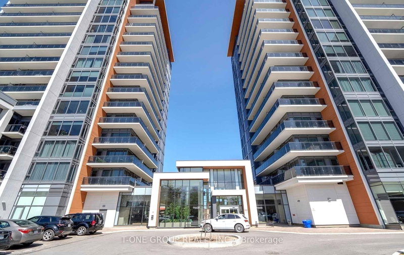912 - 9600 Yonge Street