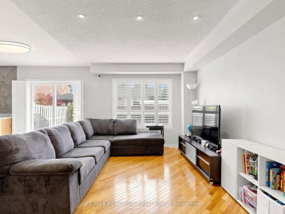13 Stotts Crescent • Markham, ON photo 4