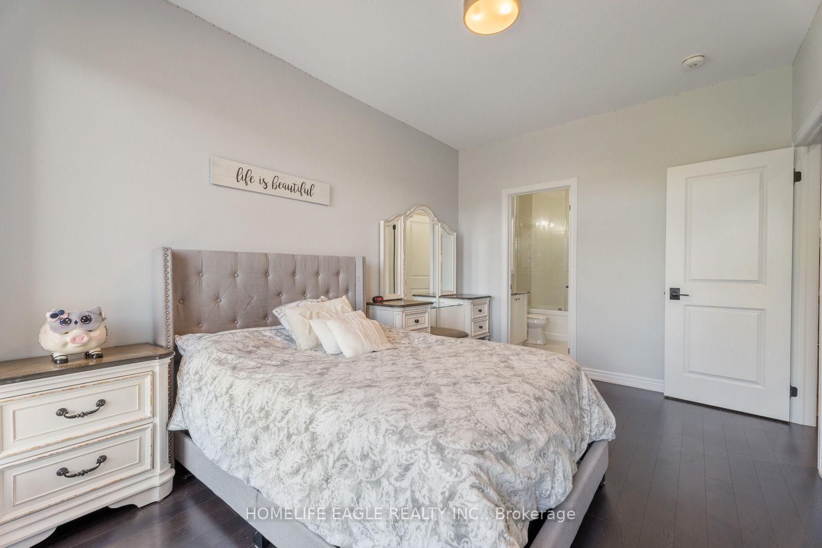 164 Sunset Vista Court • Aurora, ON photo 15
