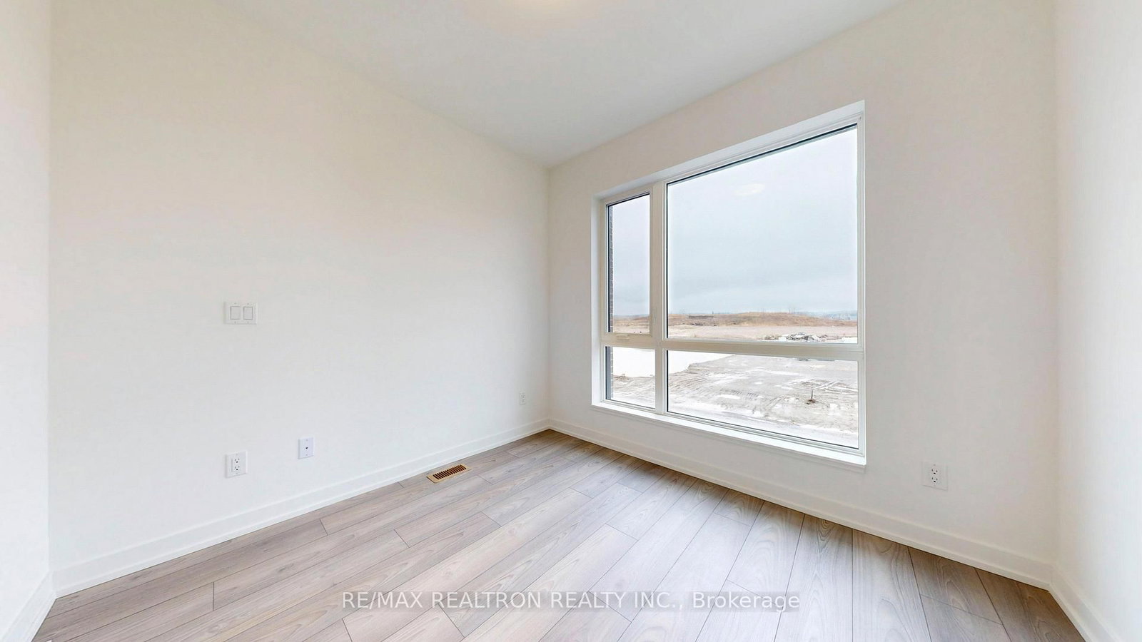 67 Saigon Drive • #A101 • Richmond Hill, ON photo 33
