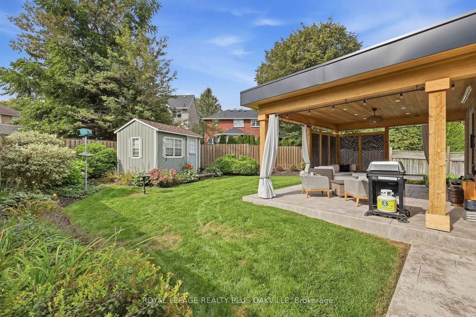 58 McLeod Drive • Aurora, ON photo 44
