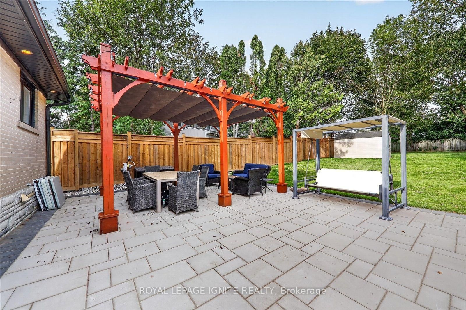 103 Baker Street • Whitchurch-Stouffville, ON photo 45