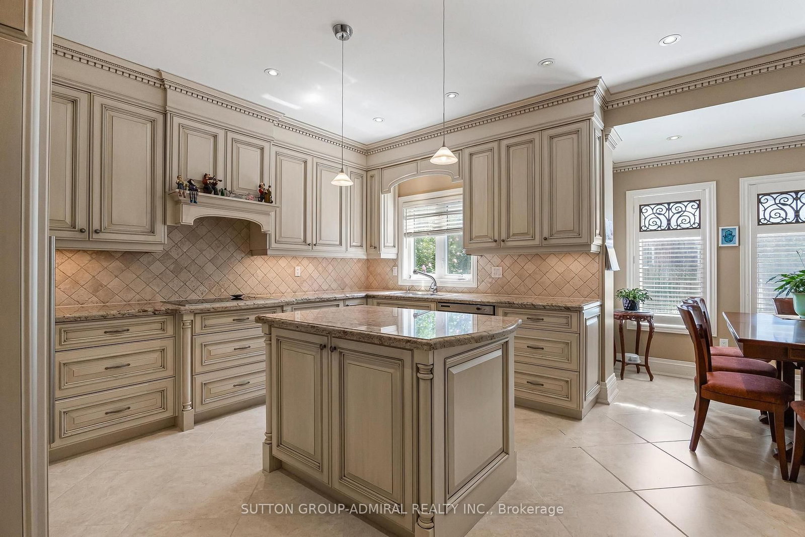 35 Strauss Road • Vaughan, ON photo 10