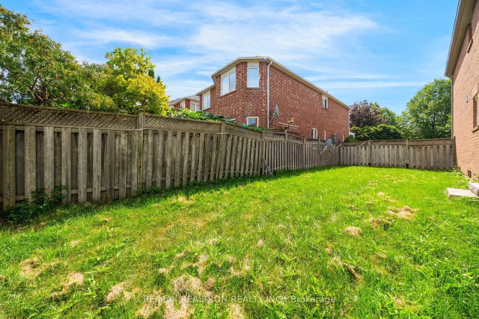 18 Formosa Drive • Richmond Hill, ON photo 49