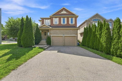 1 Vitlor Drive • Richmond Hill, ON photo 2