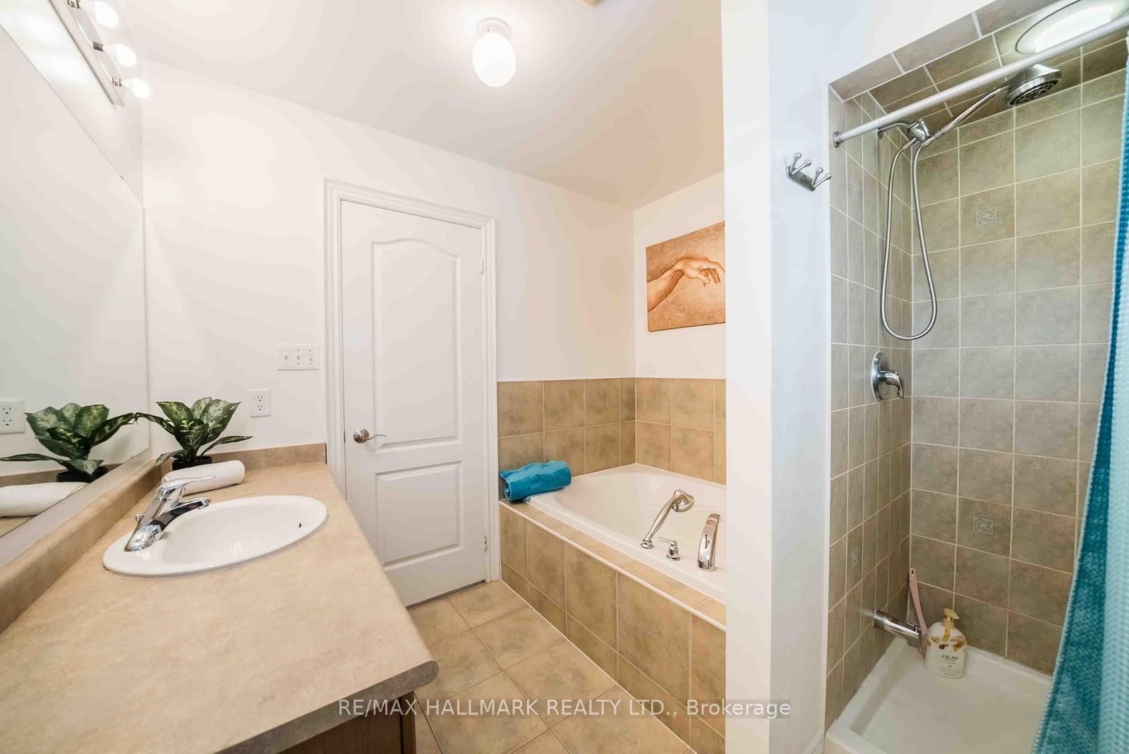 399 Reeves Way Boulevard • Whitchurch-Stouffville, ON photo 17