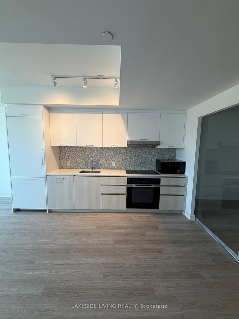 309 - 8188 Yonge Street