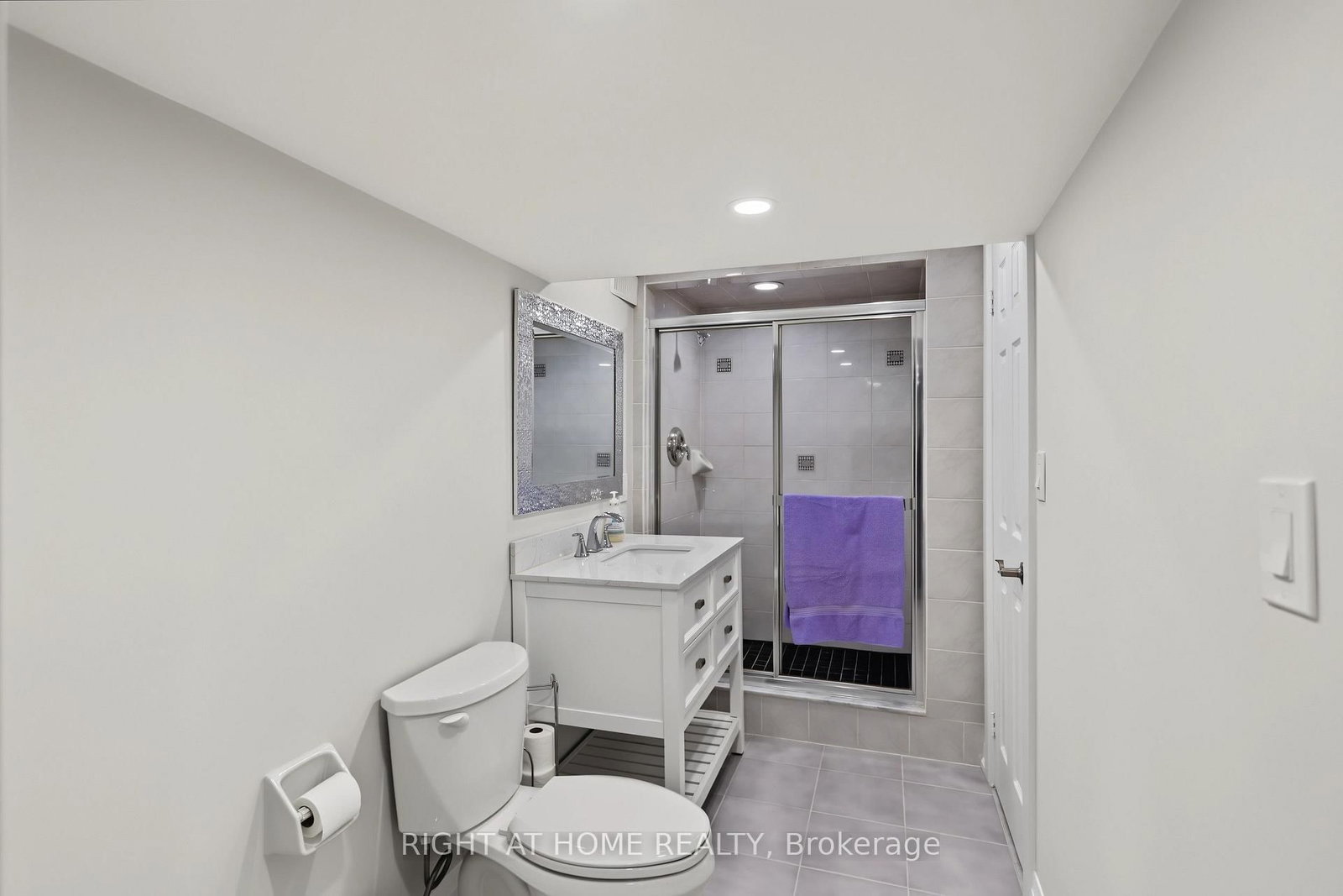 11 Harrowsmith Place • Richmond Hill, ON photo 42