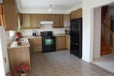 84 Andriana Cres, Markham, L6B0C8 | Image 2