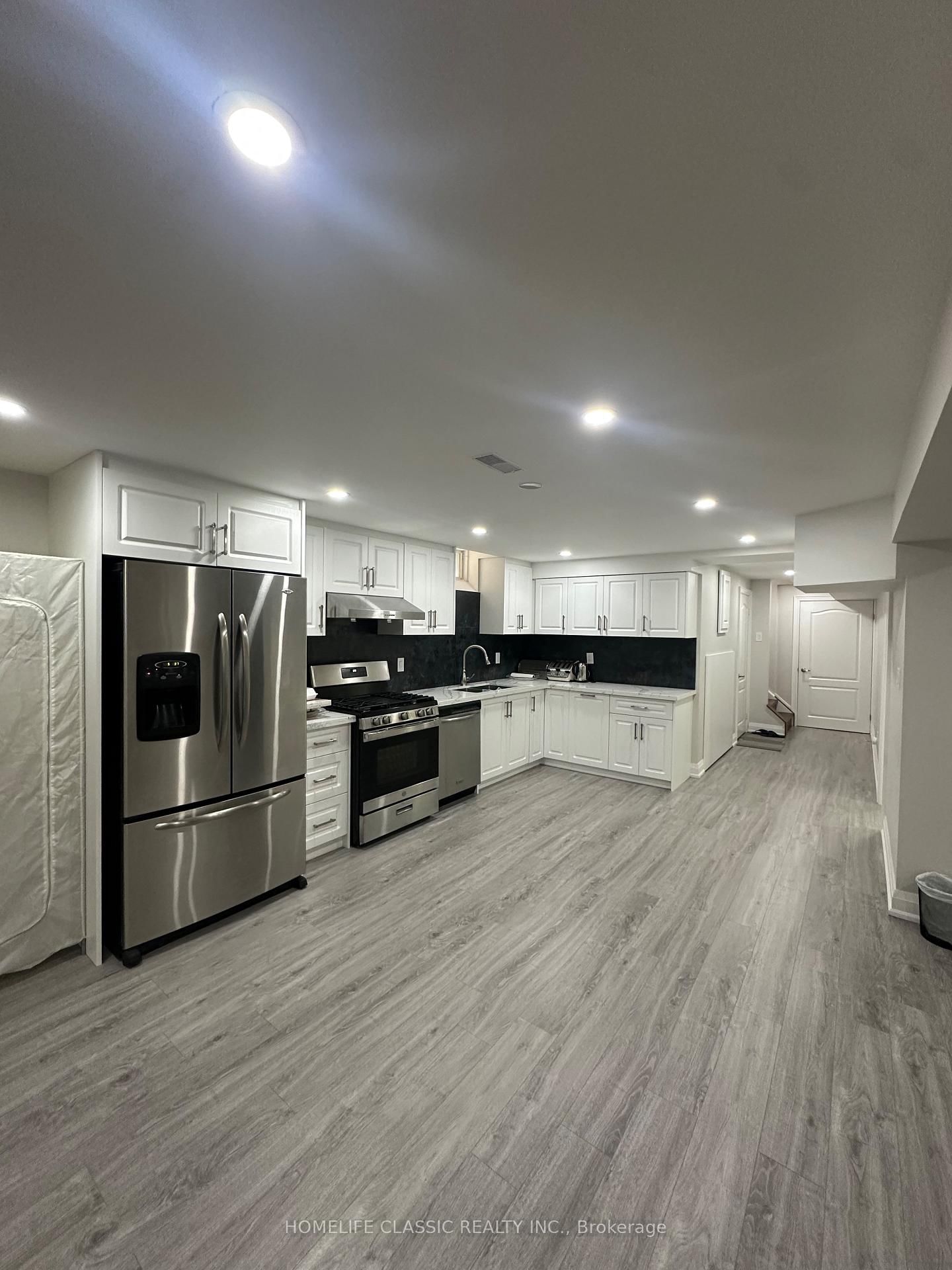 BSMNT-658 Grand Trunk Ave, Vaughan, view 7