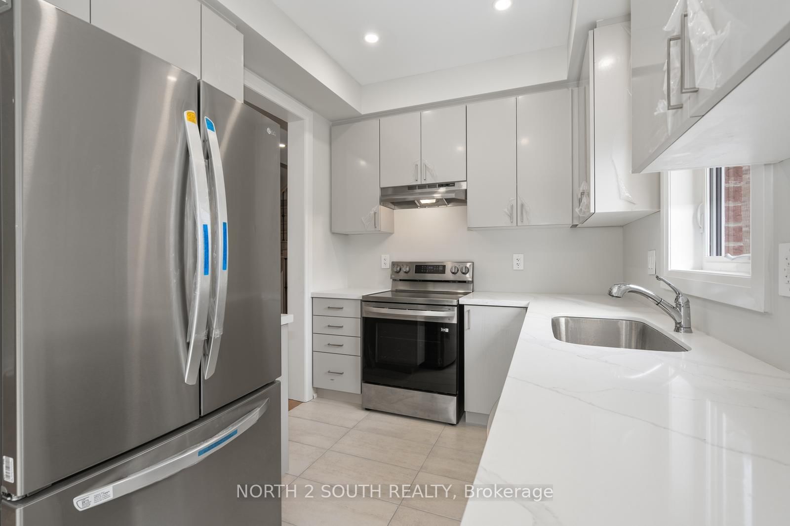 79 VIRRO Crt, Vaughan, view 13