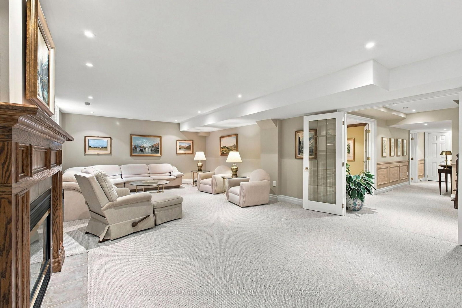 422 Falconwood Hollow • Aurora, ON photo 34