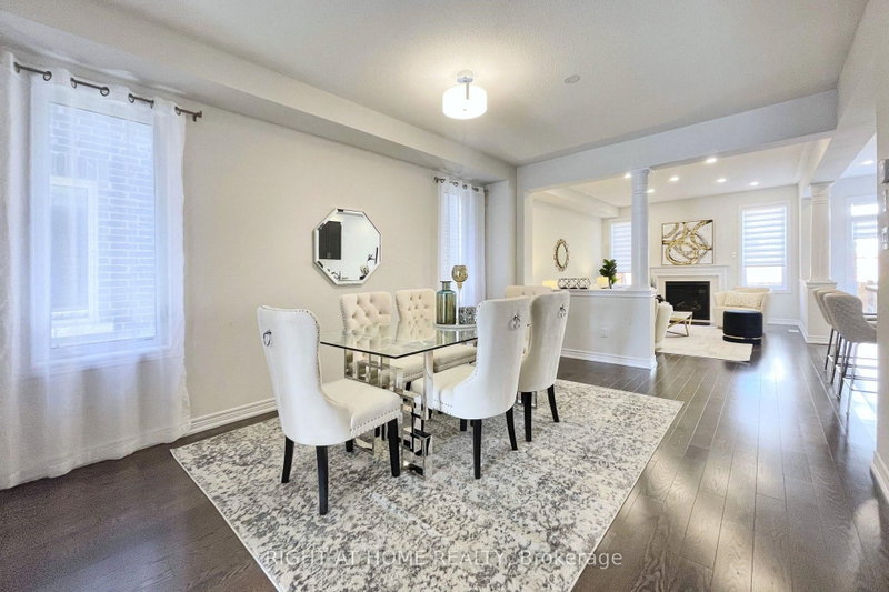 60 Falconridge Terrace
