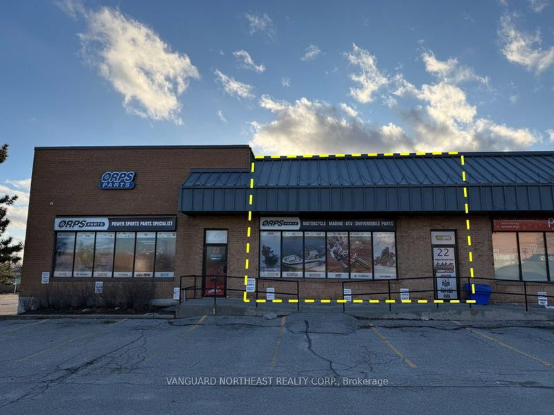 1100 Gorham St photo 2