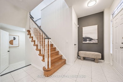82 Ballymore Drive, Aurora, ON, photo 5