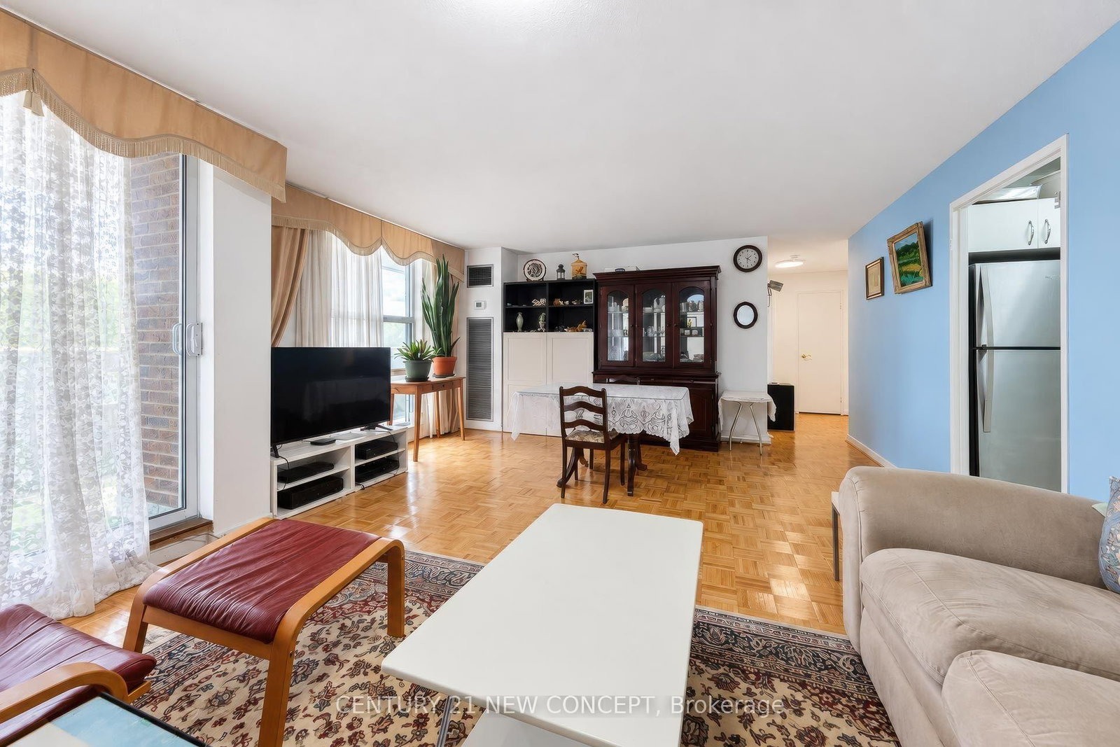60 Inverlochy Boulevard • #606 • Markham, ON photo 6