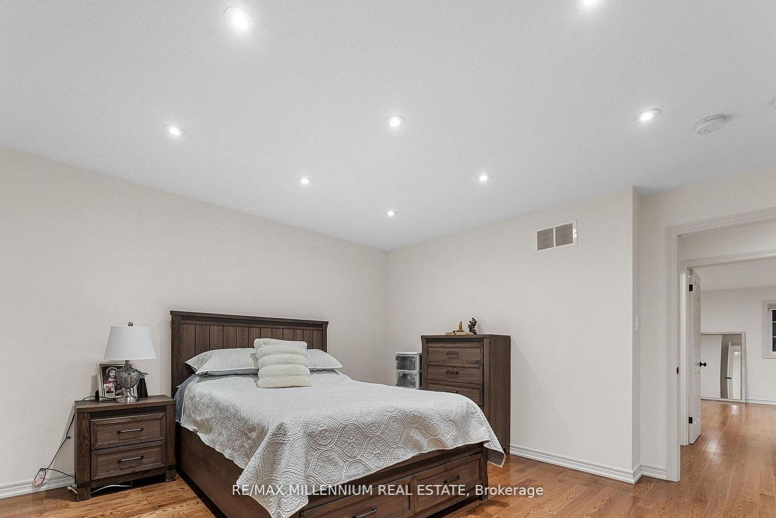 264 Patterson Street • New Tecumseth, ON photo 19
