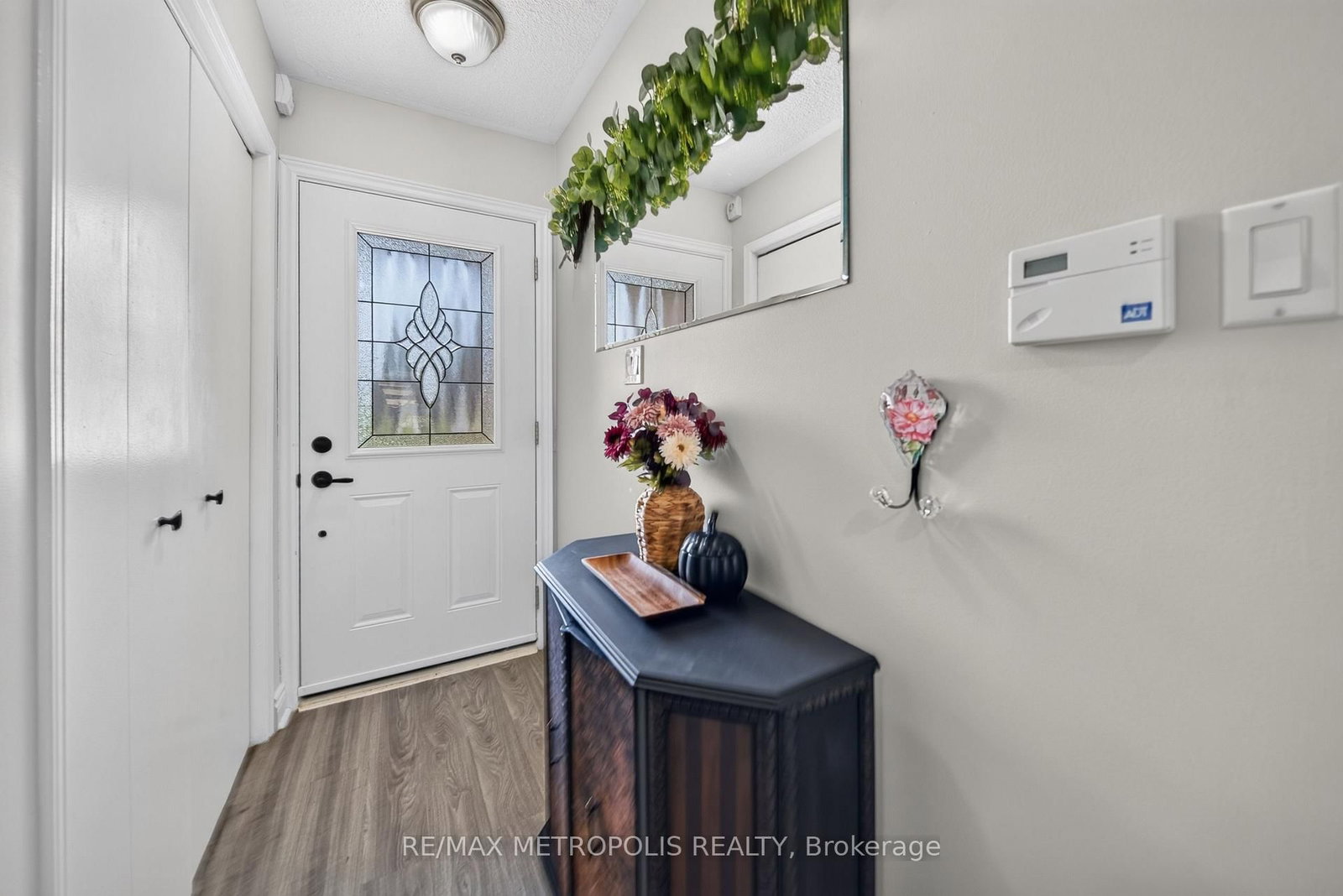 822 10th Line • Innisfil, ON photo 5