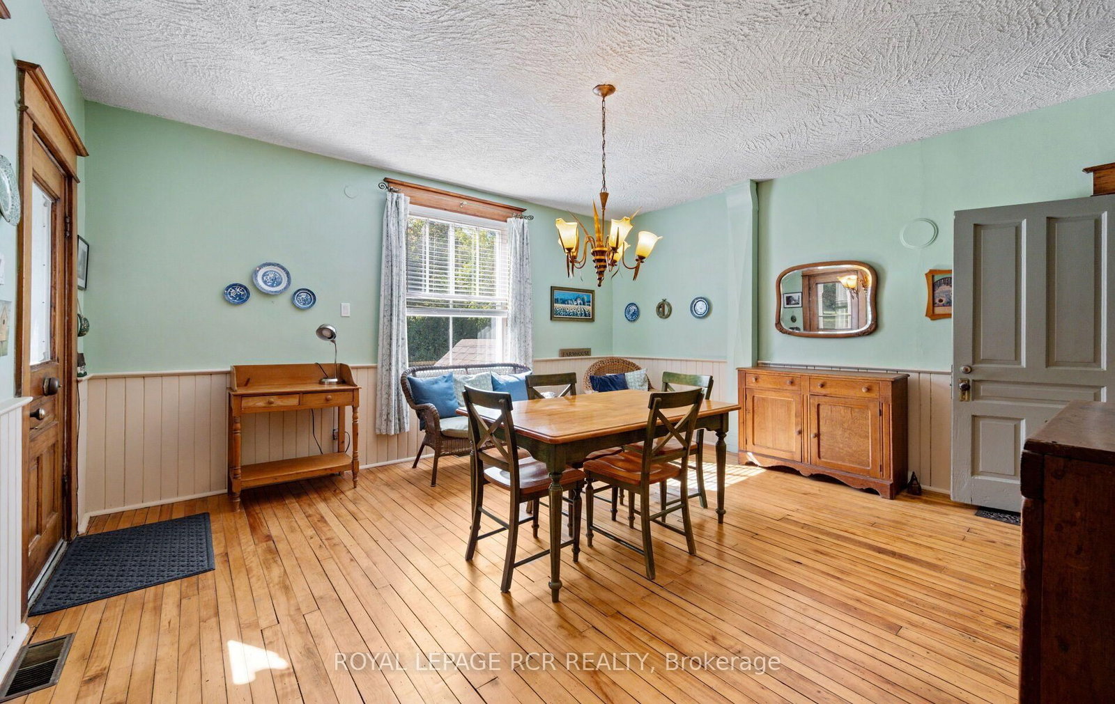 1438 Concession 3 Road • Adjala-Tosorontio, ON photo 11