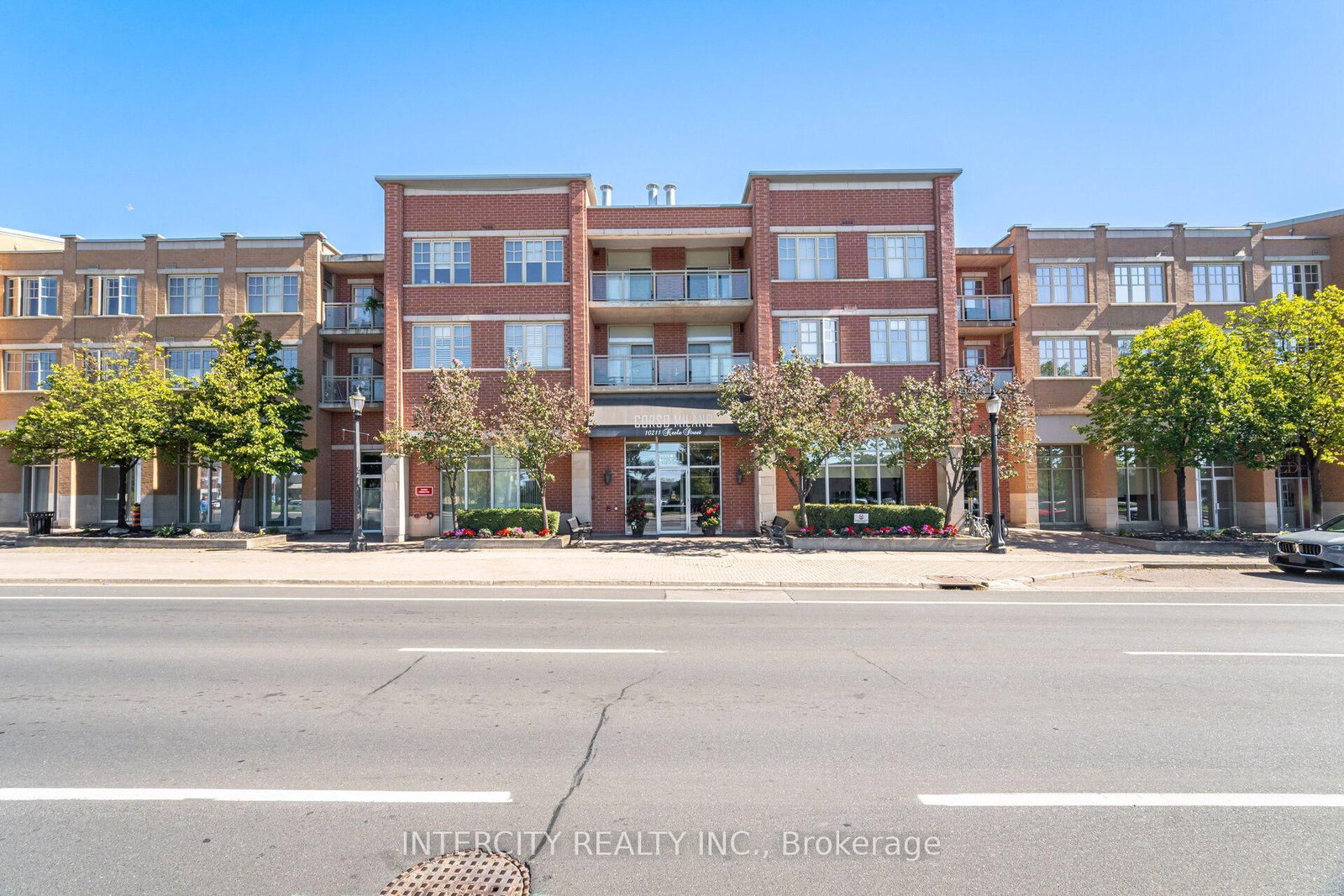 10211 Keele Street, Unit 207