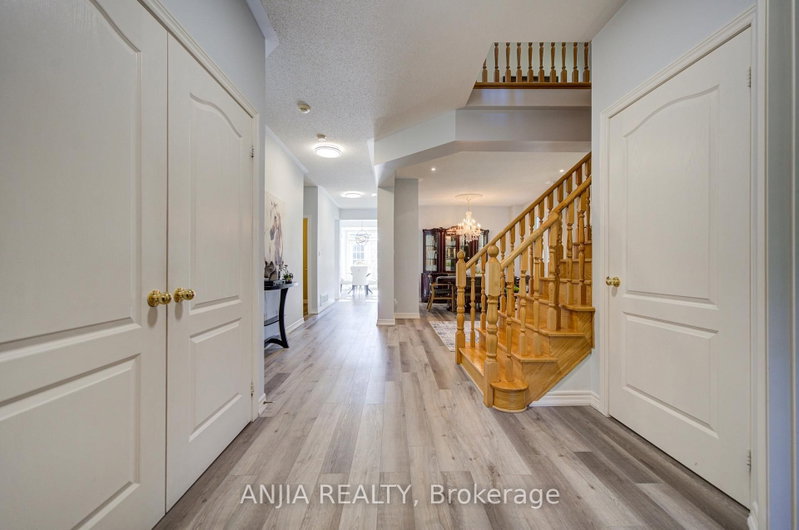 16 Forest Manor Place