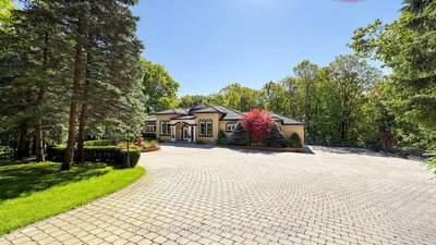 38 Bridgewater Drive • Richmond Hill, ON photo 5