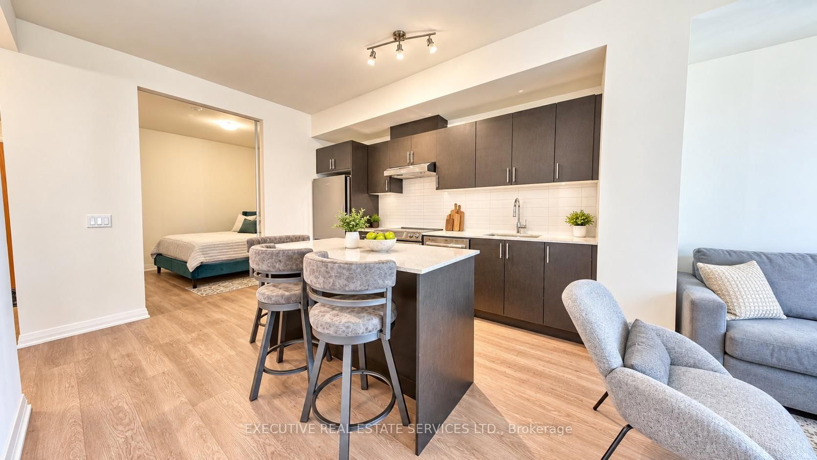 1202-8960 JANE St, Vaughan, view 15