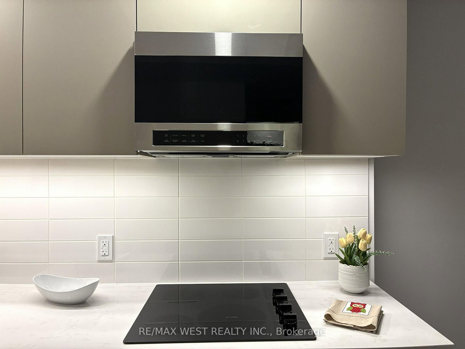 1004-21 Meadowdale Rd, Vaughan, view 3