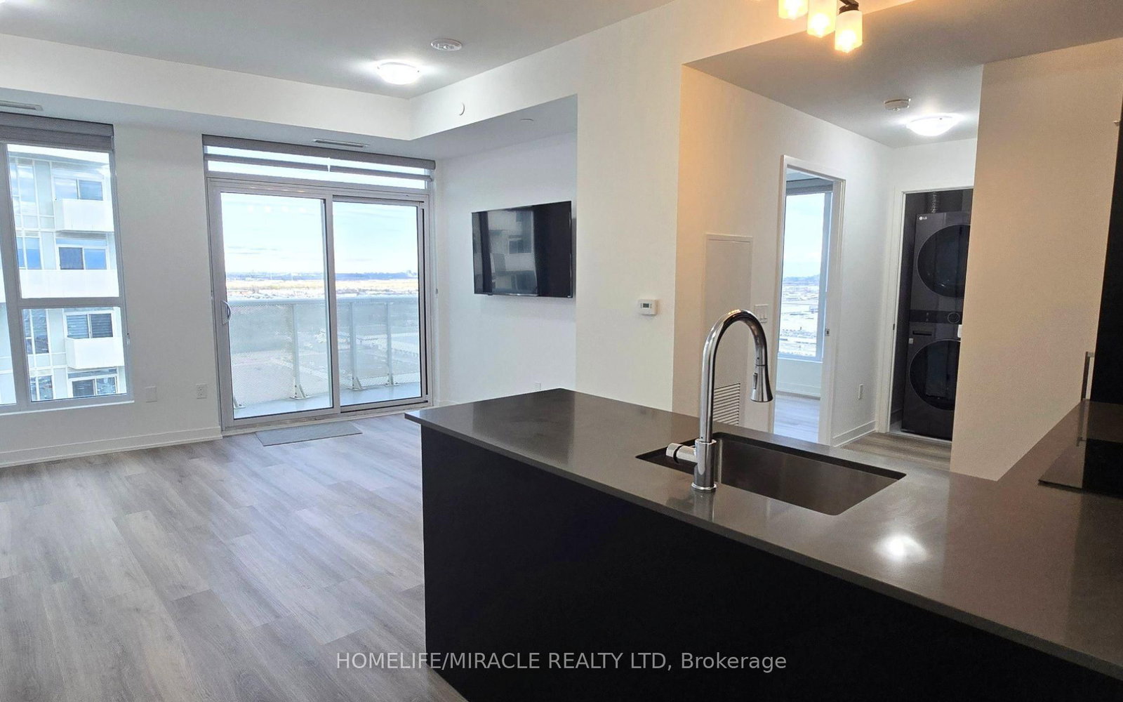 10 Abeja Street • #2118 • Vaughan, ON photo 14