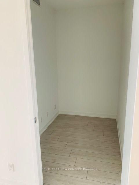 2701-950 Portage Pkwy, Vaughan, view 10