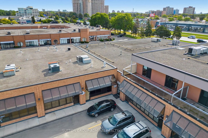 #14 3300 Steeles Avenue, Vaughan