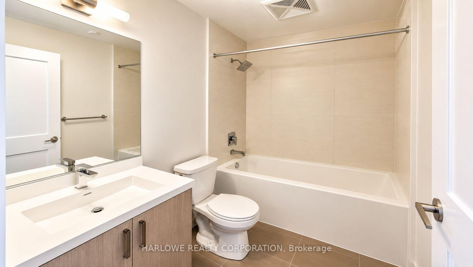 203-7895 Jane St, Vaughan, view 7