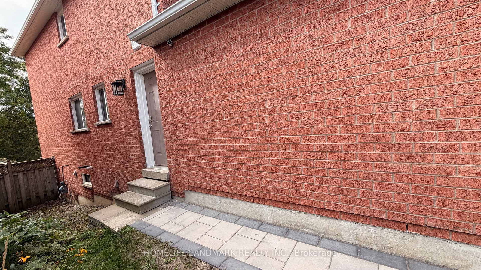 Bsmt - 221 Humberland Drive, Richmond Hill 2
