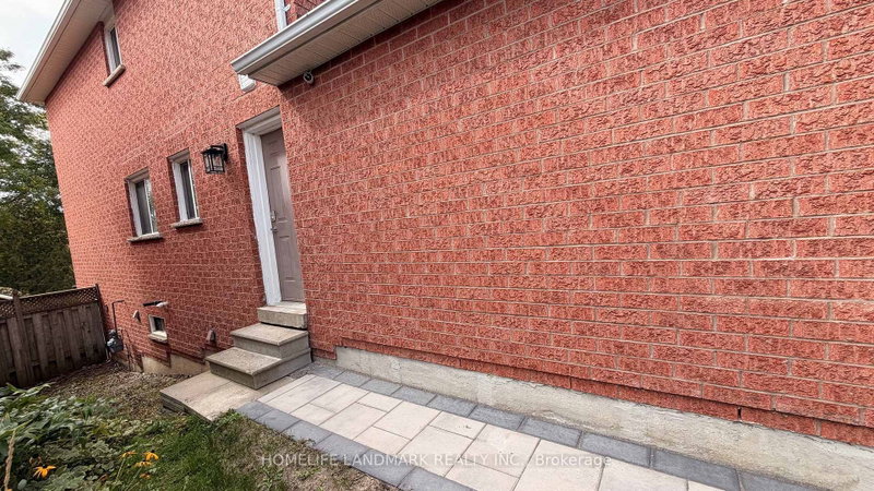Bsmt - 221 Humberland Drive