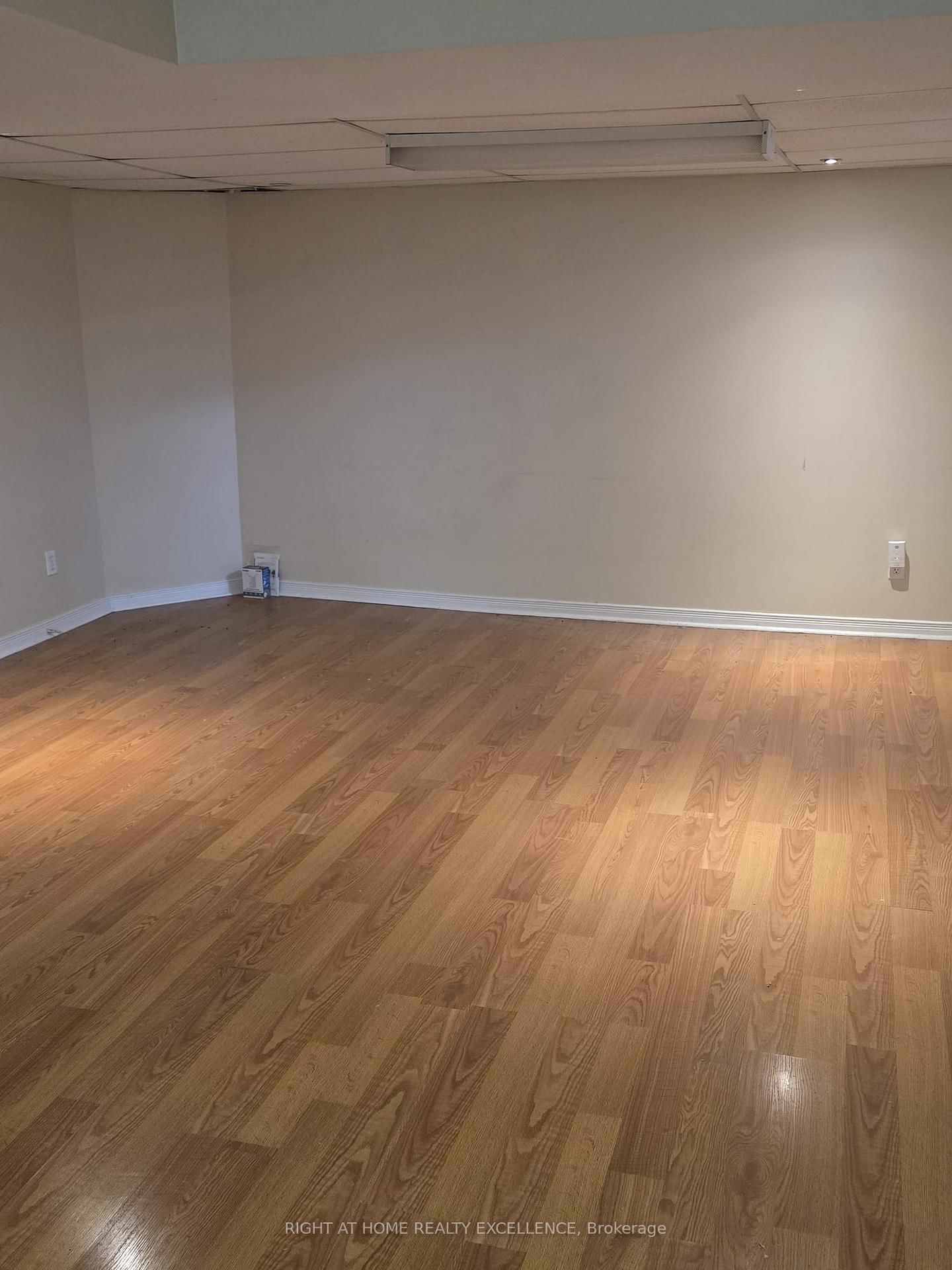 Basement - 11 Charlton Avenue, Vaughan 2