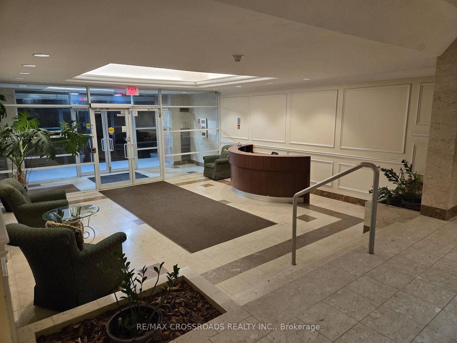 9 Chalmers Road • #PH02 • Richmond Hill, ON photo 3