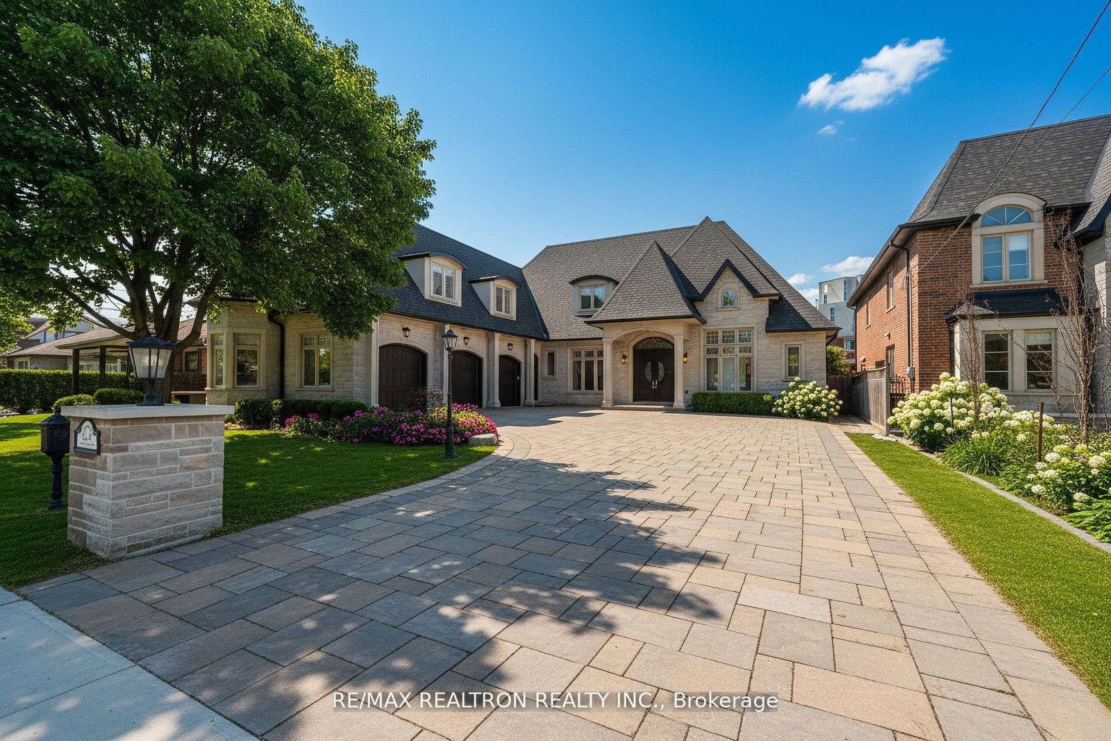 223 Crestwood Road, Vaughan, ON, photo 1