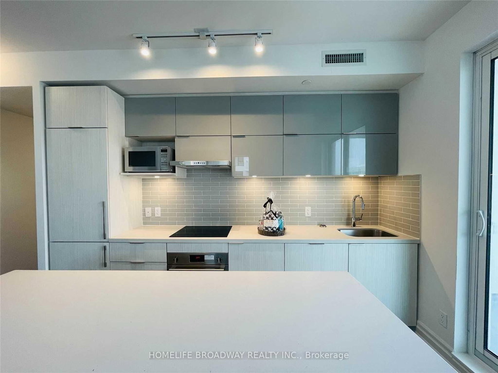 506C - 18 Rouge Valley Drive W 5