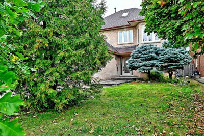 8 Elmsley Drive, Richmond Hill, ON, photo 3