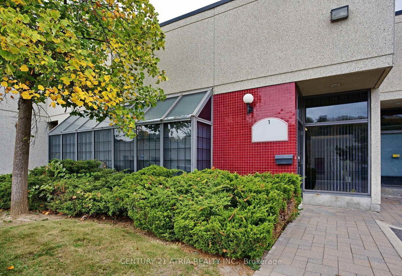 #1 110 West Beaver Creek Road, Richmond Hill