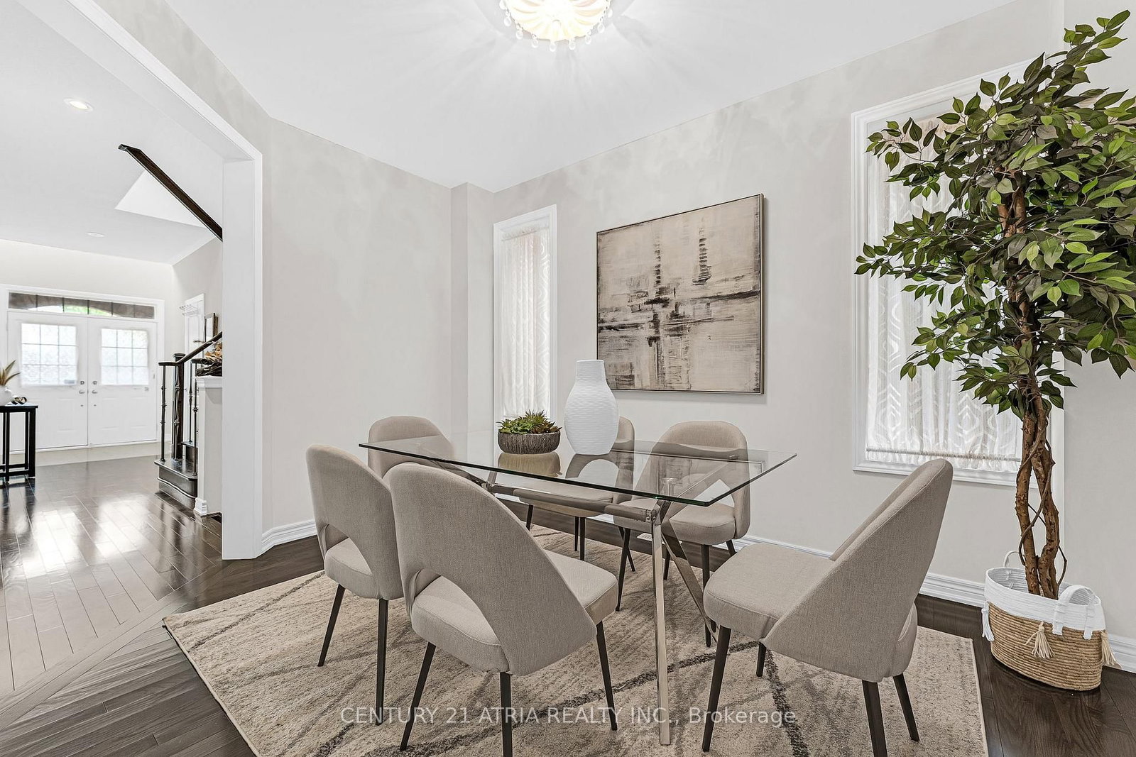 468 Kwapis Boulevard photo 4