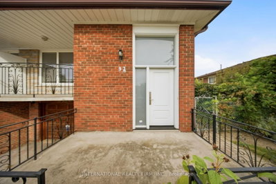92 Andrew Park, Vaughan, ON, photo 2